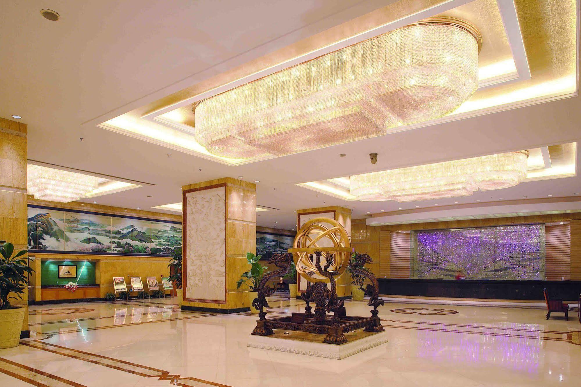 จินหลิง เพอร์เพิล เมาน์เท็น โฮเต็ล เซี่ยงไฮ้ Hotel ภายนอก รูปภาพ